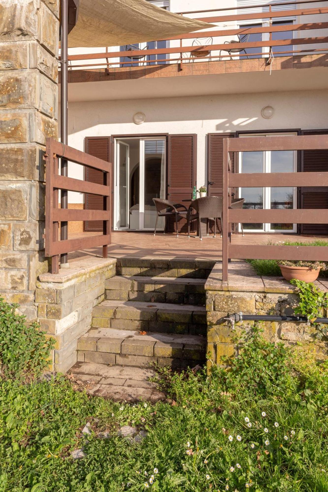 Apartments Souranded By Forest With Sea View Koper Buitenkant foto